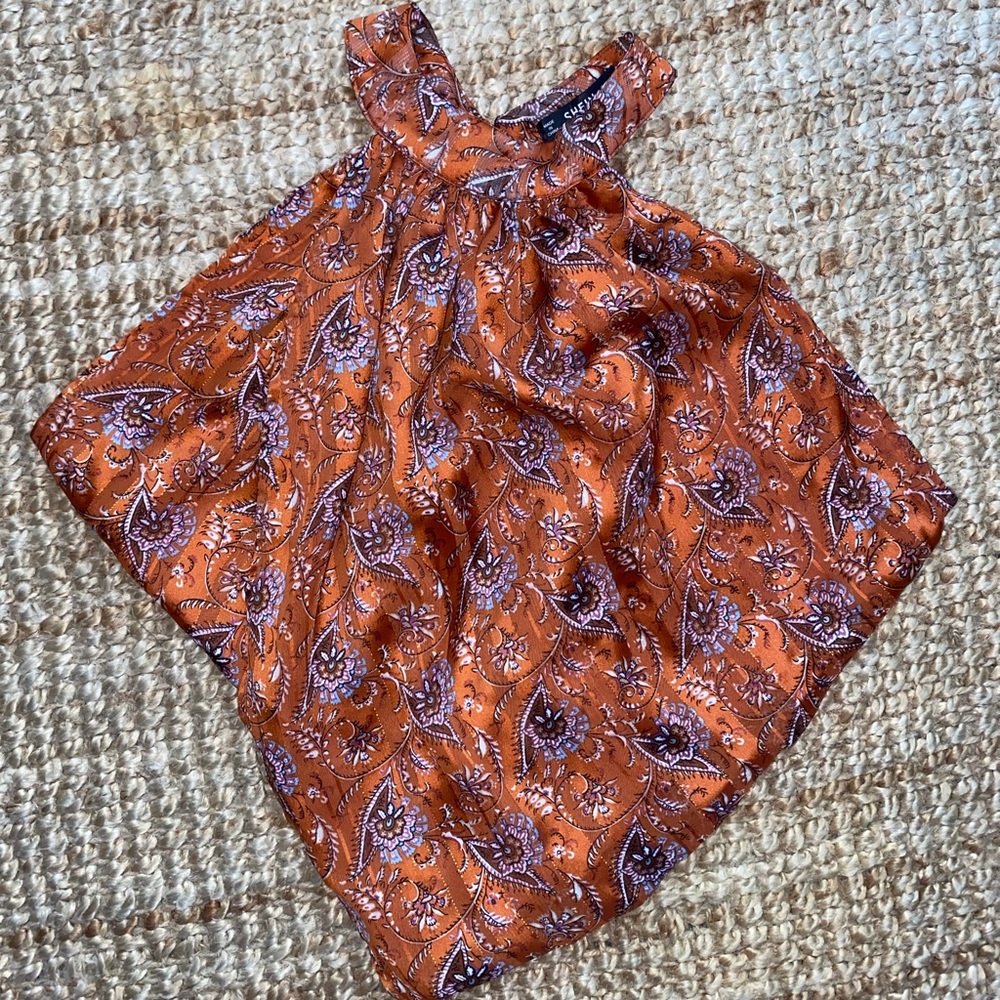 Paisley pattern open back tank top